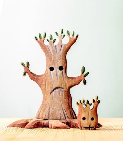 Bumbu Handmade Wooden Halloween Trees & Bat Set